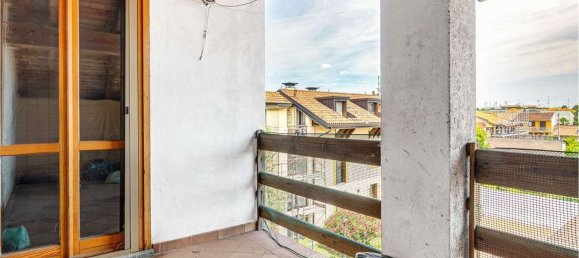 Villa de 8 habitaciónes en Castano Primo, Italy No. 260620 13