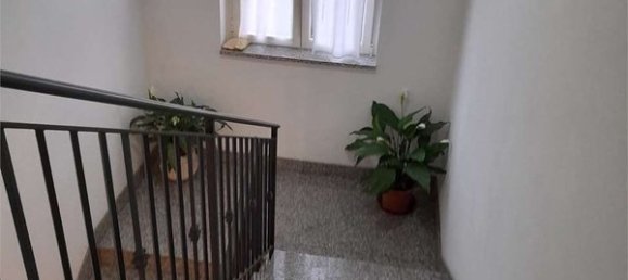 Apartamento de 8 divisões em Santi Cosma e Damiano, Italy N.º 109501 2