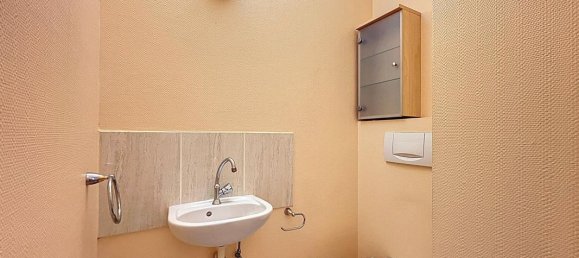 Ático de 2 dormitorios en Ostwald, France No. 158142 12