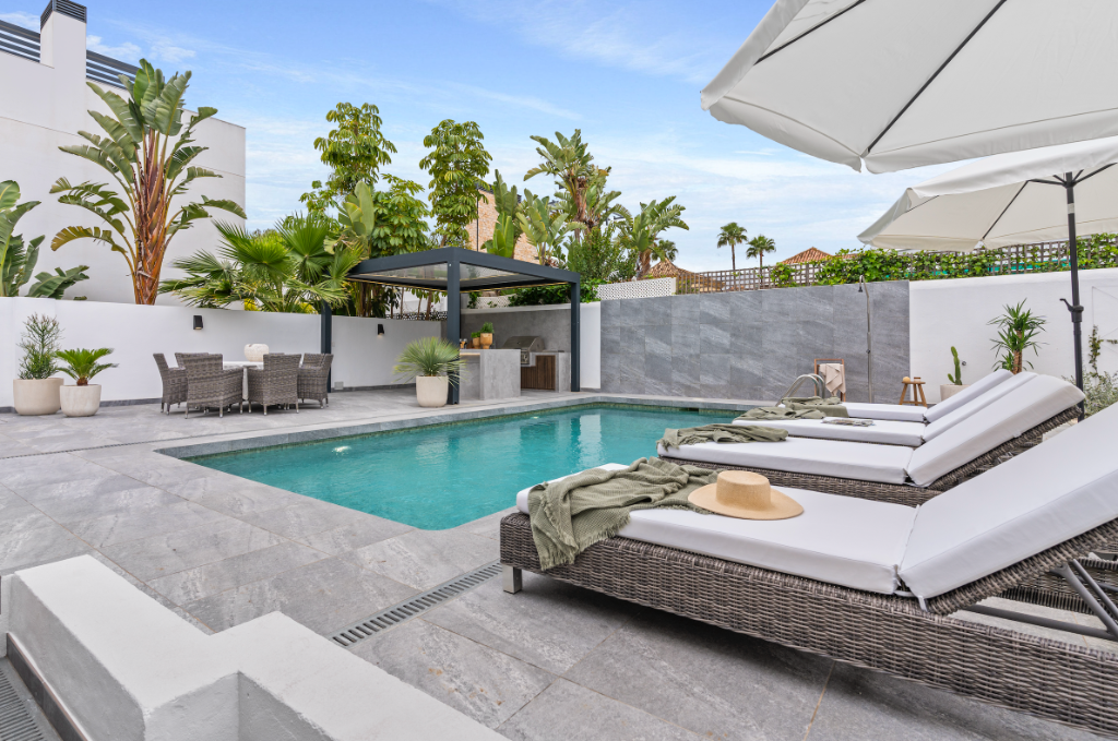 Villa T3 em Marbella, Spain N.º 109003