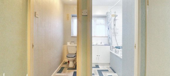 1 bedroom Apartment in Dagenham, United Kingdom No. 4826 7