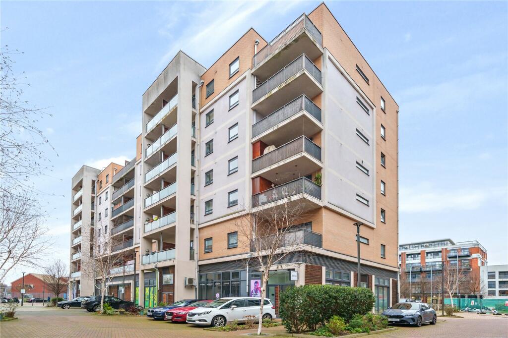 Квартира с 2 спальнями в Лондон, Великобритания № 12222