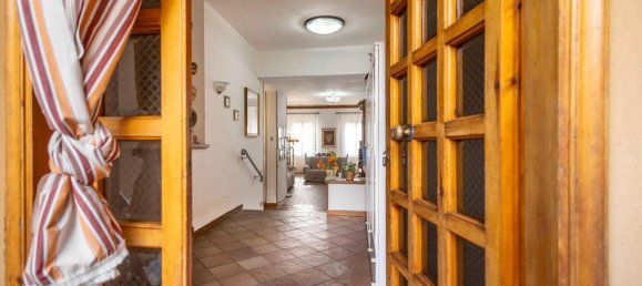 10 rooms Villa in Calci, Italy No. 132900 4
