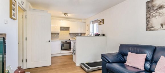 Apartamento T1 em Whyteleafe, United Kingdom N.º 8053 9