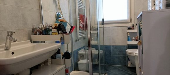 2غرفة شقة في Bovisio Masciago, Italy رقم 197214 8