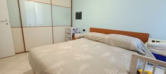 2غرفة شقة في Bovisio Masciago, Italy رقم 197214 4