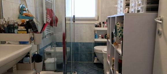 2غرفة شقة في Bovisio Masciago, Italy رقم 197214 9