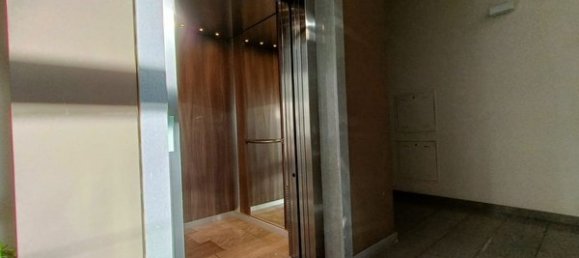 2غرفة شقة في Bovisio Masciago, Italy رقم 197214 44