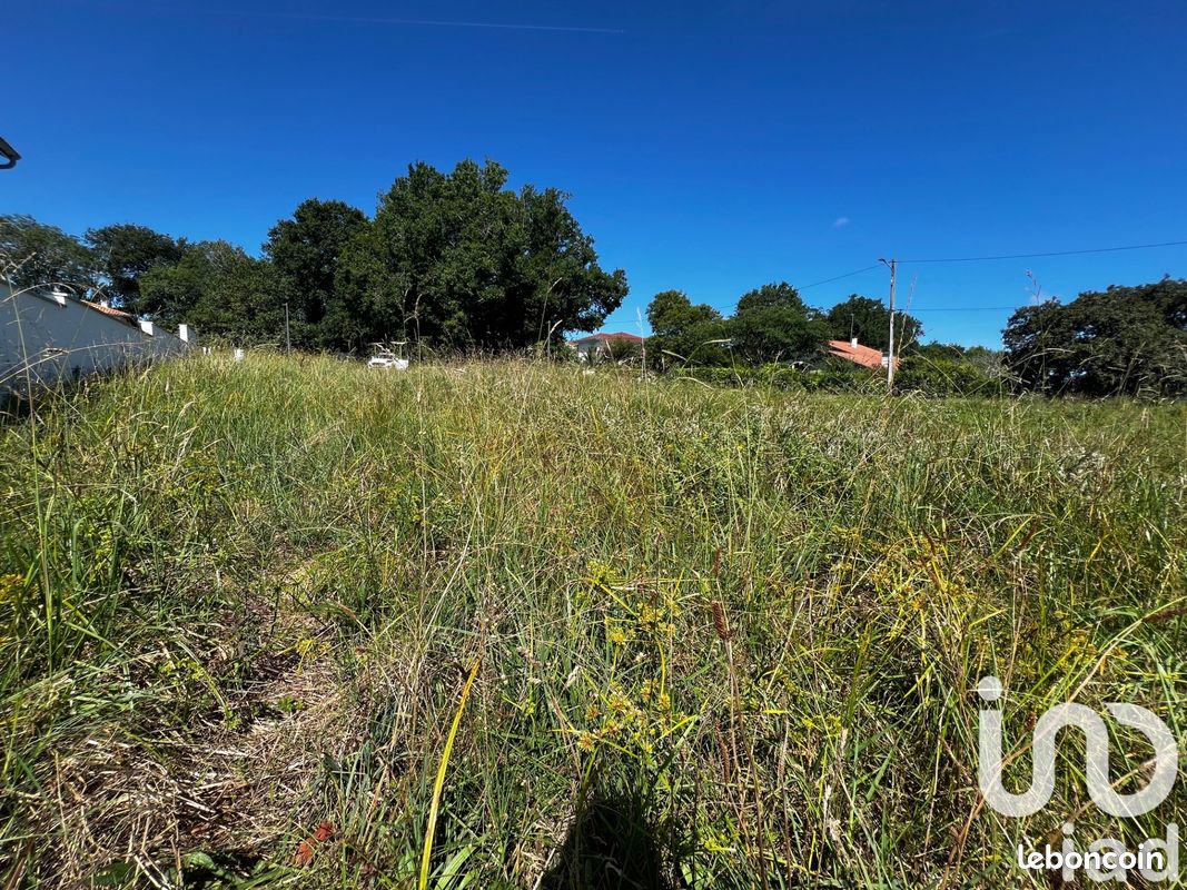  قطعة أرض في Anglet, France 600متر مربع رقم 342319