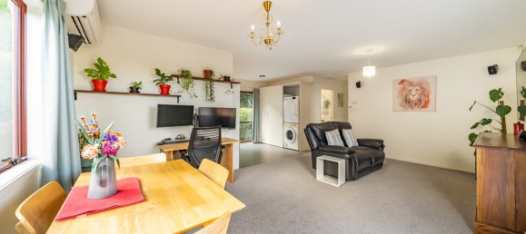 2 Schlafzimmer Haus in Whitby, New Zealand, Nr. 106 7