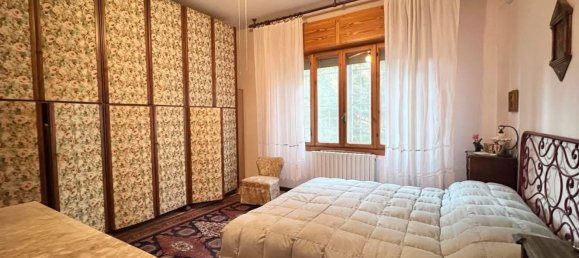Apartamento de 4 dormitorios en Modena, Italy No. 327429 8