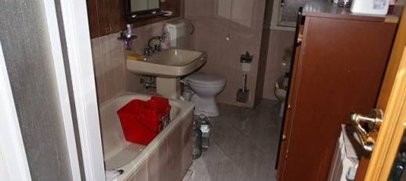 Apartamento de 4 habitaciónes en Caltanissetta, Italy No. 170013 9