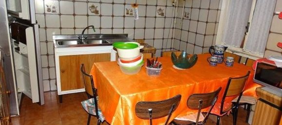 Apartamento de 4 habitaciónes en Caltanissetta, Italy No. 170013 8