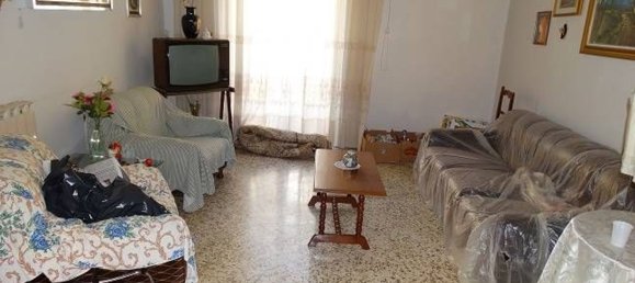 Apartamento de 4 habitaciónes en Caltanissetta, Italy No. 170013 4