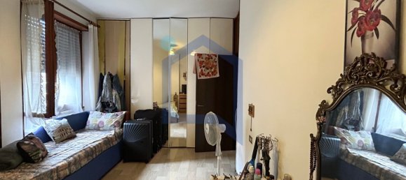 Квартира с 2 комнатами в Милан, Италия № 310619 26