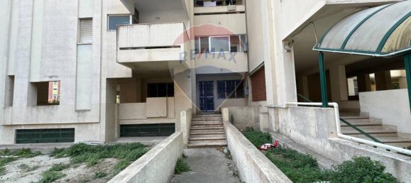 1 bedroom Apartment in Cagliari, Italy No. 332776 3