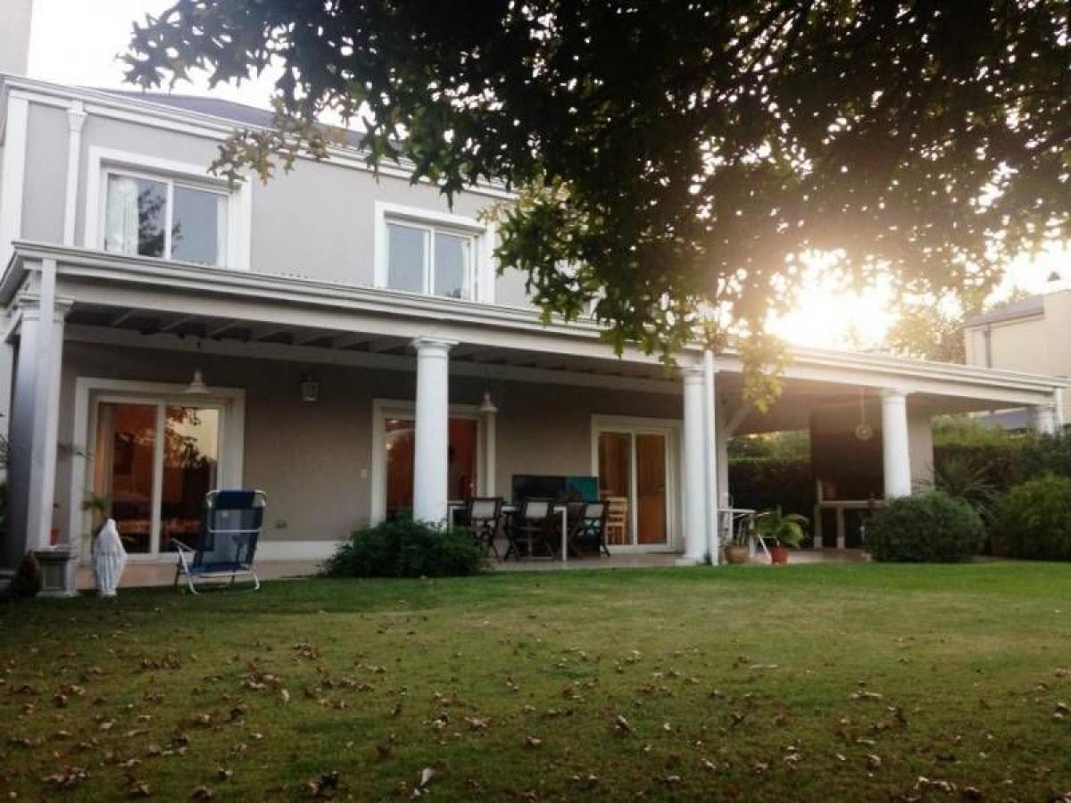 3 Schlafzimmer Haus in Pilar, Argentina, Nr. 89938