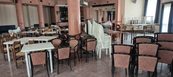 1978m² Commercial property in Rufina, Italy No. 298029 28