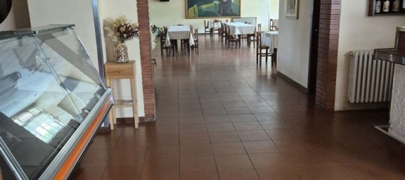 1978m² Commercial property in Rufina, Italy No. 298029 13