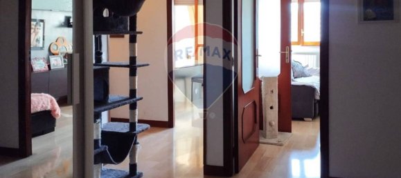 Apartamento de 2 dormitorios en Bari, Italy No. 270786 9