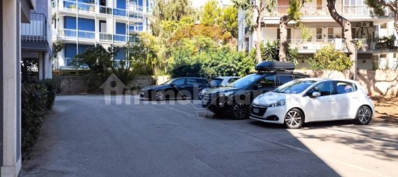 Apartamento de 2 dormitorios en Bari, Italy No. 270786 7