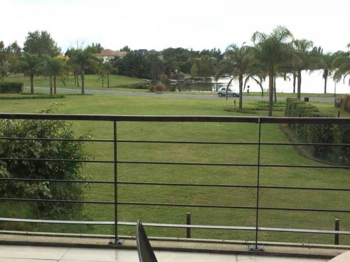 Apartamento T2 em Tigre, Argentina N.º 17598