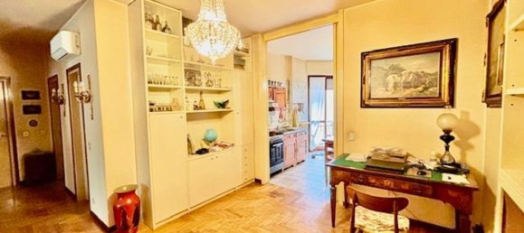 4 rooms Apartment in Milan, Italy No. 246069 6