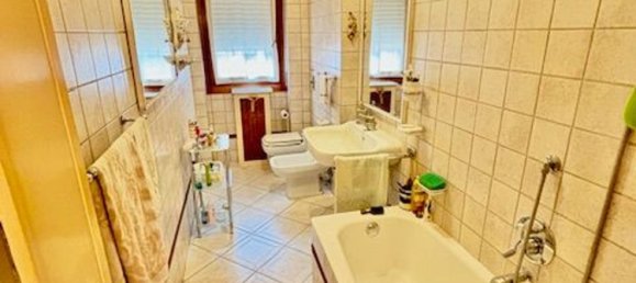 4 rooms Apartment in Milan, Italy No. 246069 20