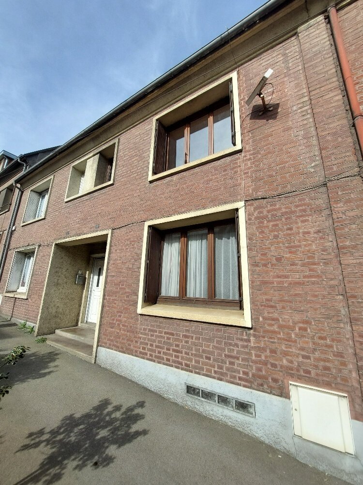 Casa de 4 dormitorios en Seine-Maritime, France No. 297294