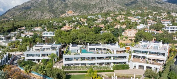 4 bedrooms Duplex in Marbella, Spain No. 129000 3