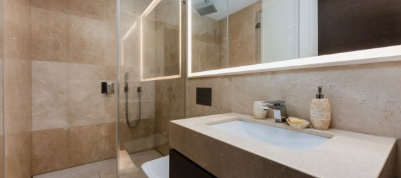 4 bedrooms Duplex in Marbella, Spain No. 129000 32