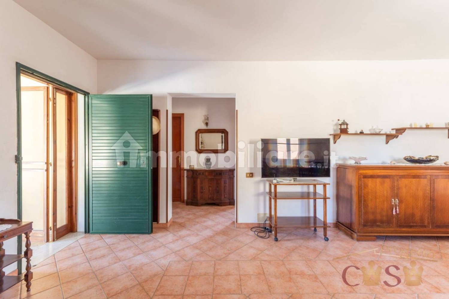 3 bedrooms Villa in Latina, Italy No. 294033