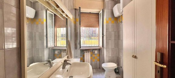 4 rooms Apartment in Naples, Italy No. 170081 31