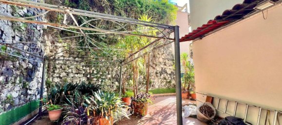 4 rooms Apartment in Naples, Italy No. 170081 8
