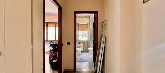 4 rooms Apartment in Naples, Italy No. 170081 27