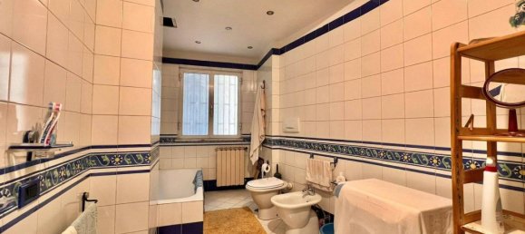 4 rooms Apartment in Naples, Italy No. 170081 34