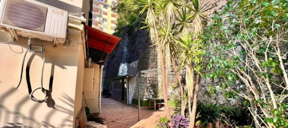 4 rooms Apartment in Naples, Italy No. 170081 10