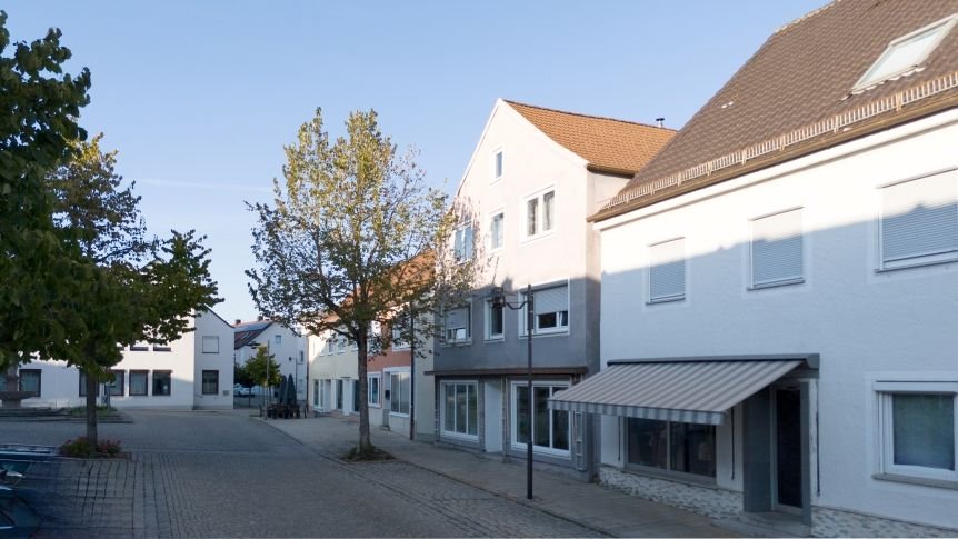 5 bedrooms Building in Pfaffenhofen an der Ilm, Germany No. 151735