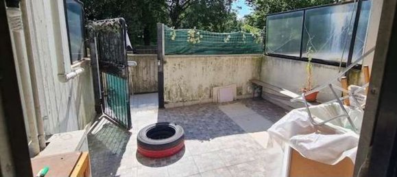 Квартира с 2 комнатами в Падерно Дуньяно, Италия № 216588 2