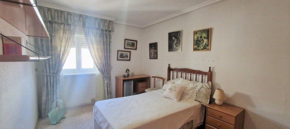 Apartamento de 4 dormitorios en La Carolina, Spain No. 161930 17