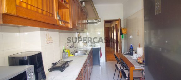 3 bedrooms Apartment in Amadora, Portugal No. 251518 19