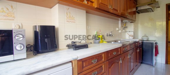 3 bedrooms Apartment in Amadora, Portugal No. 251518 18