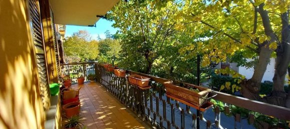 Квартира с 5 комнатами в Кастель Вискардо, Италия № 103635 3