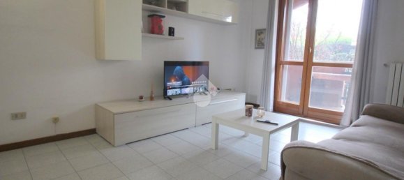 2 rooms Apartment in Rho, Italy No. 152388 2