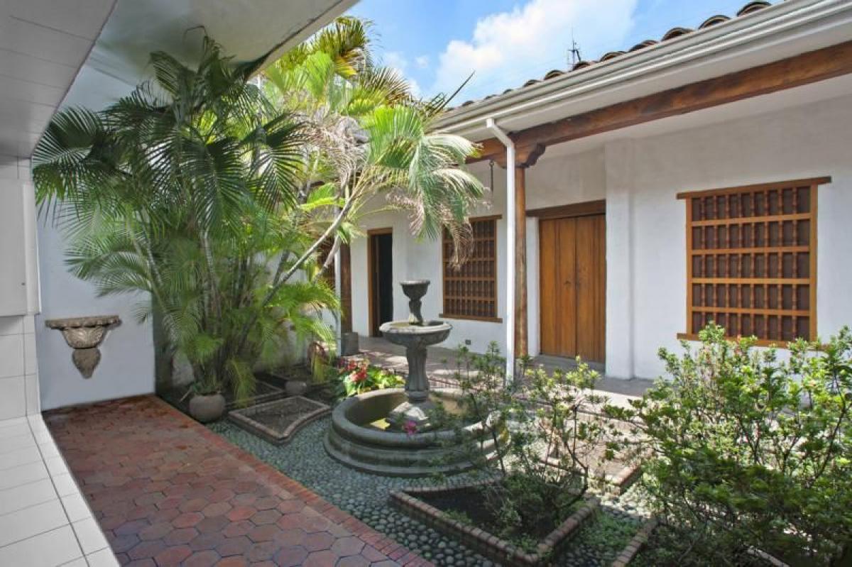 13 bedrooms House in Valle del Cauca, Colombia No. 6990