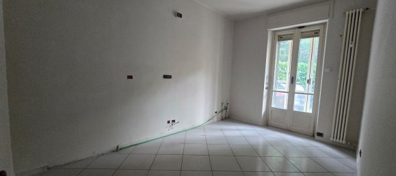 5 rooms Apartment in Asti, Italy No. 266983 15