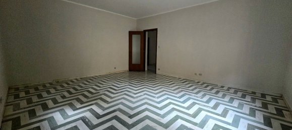 5 rooms Apartment in Asti, Italy No. 266983 14