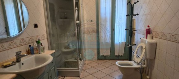 5 rooms Apartment in Asti, Italy No. 266983 5