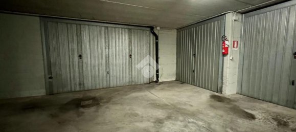  مرآب في Rivoli, Italy 13متر مربع رقم 131140 6