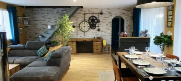 3 bedrooms House in Yonne, France No. 360376 5